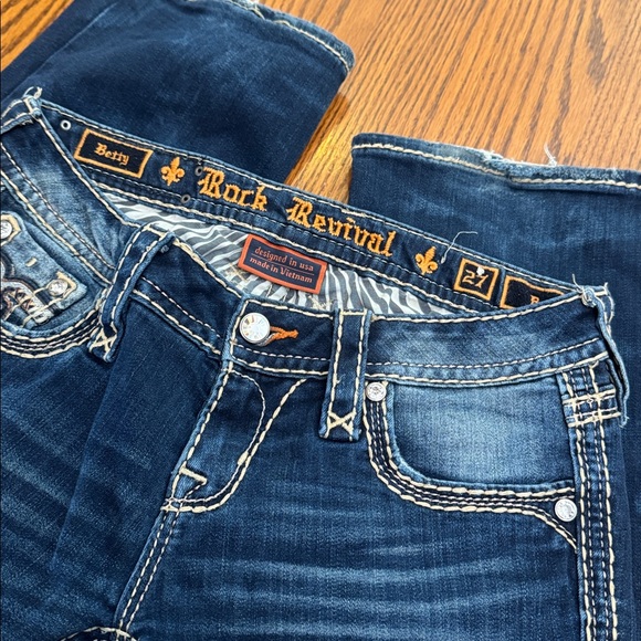 Rock Revival Betty Boot Cut Jeans, 27x35 - Picture 9 of 11